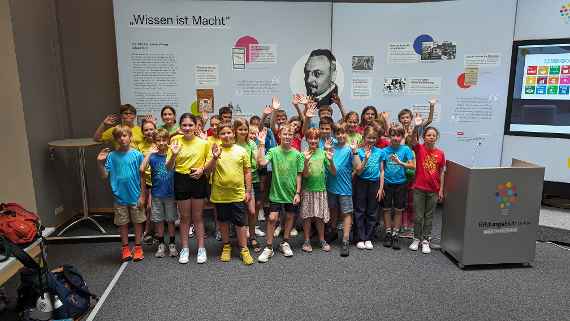 Schüler/innen der Volksschule Löwenschule Aspern