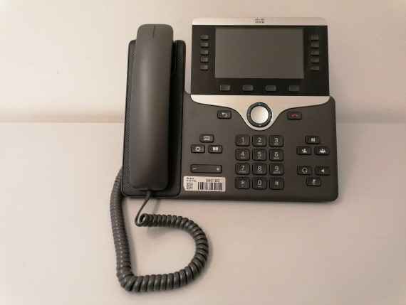 Telefon